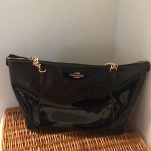 Coach bag very pretty used excellent condition